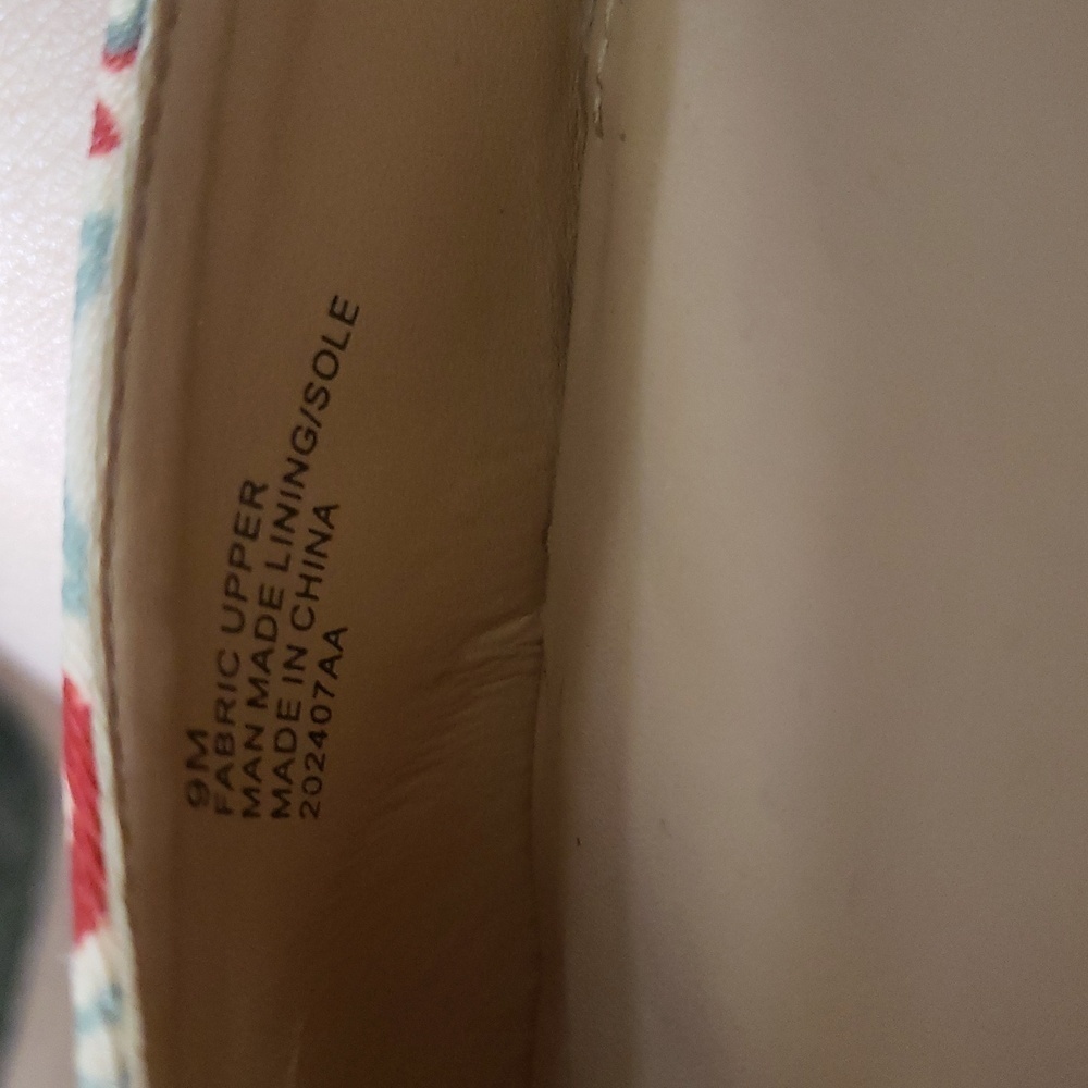 Glam Pinup 9 Kentucky Derby Retro Flower Power Platform Ankle Strap Shoe New - Picture 2 of 5